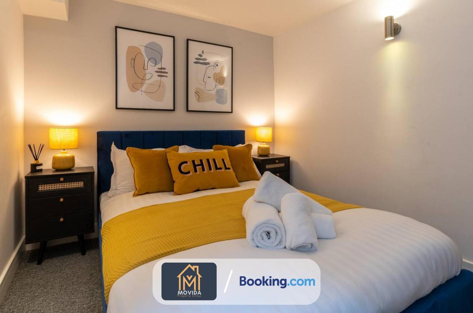Stylish Two Bed Town Centre Apartment By Movida Property Group Short Lets & Serviced Accommodation With Parking ฮาร์โรเกต ภายนอก รูปภาพ